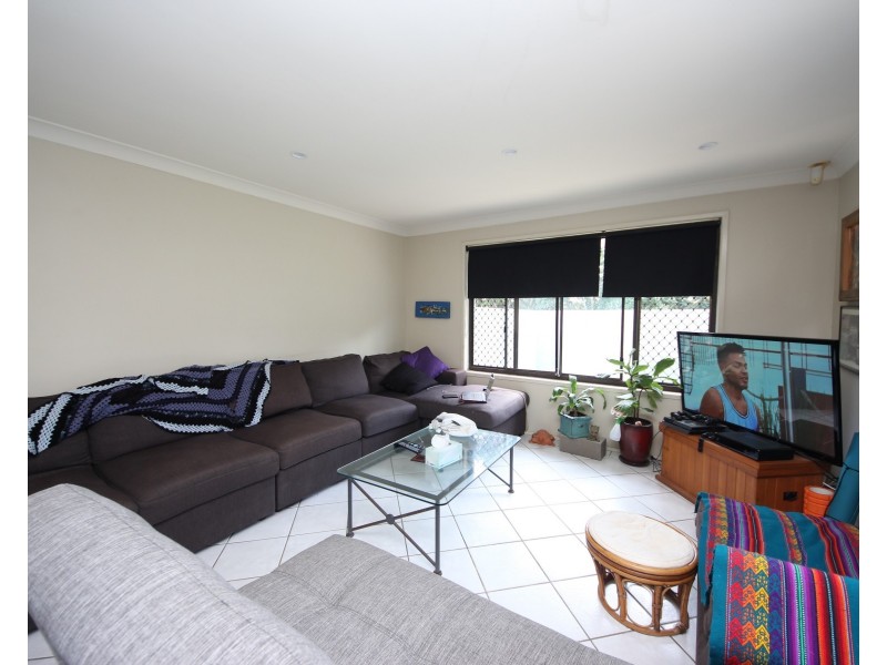 95 Cypress Drive, Broadbeach Waters QLD 4218