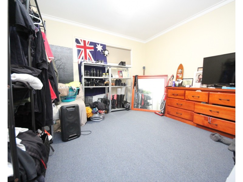 95 Cypress Drive, Broadbeach Waters QLD 4218