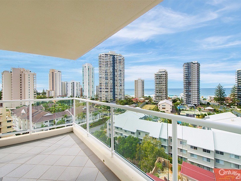 15 Breaker Street, Main Beach QLD 4217