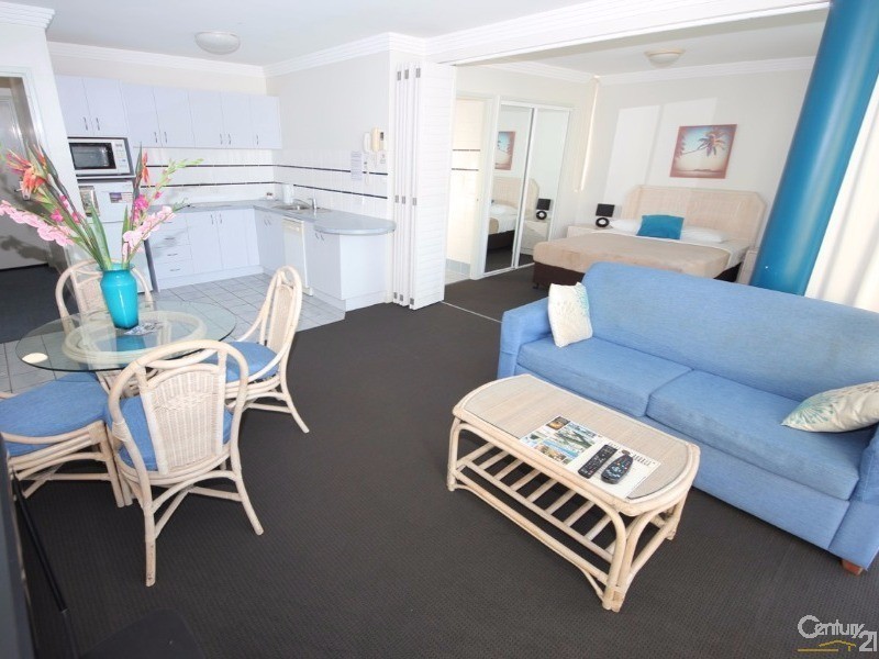 13-15 Anne Avenue, Broadbeach QLD 4218