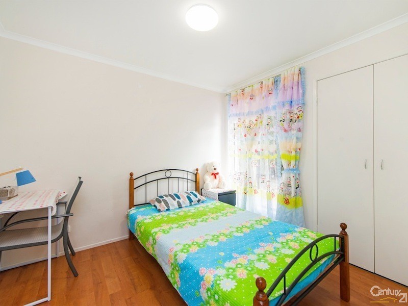 2/53 botanical drive, Labrador QLD 4215