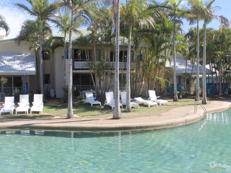 10 Alexandra Avenue, Mermaid Beach QLD 4218