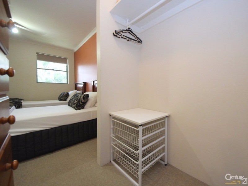 10 Alexandra Avenue, Mermaid Beach QLD 4218