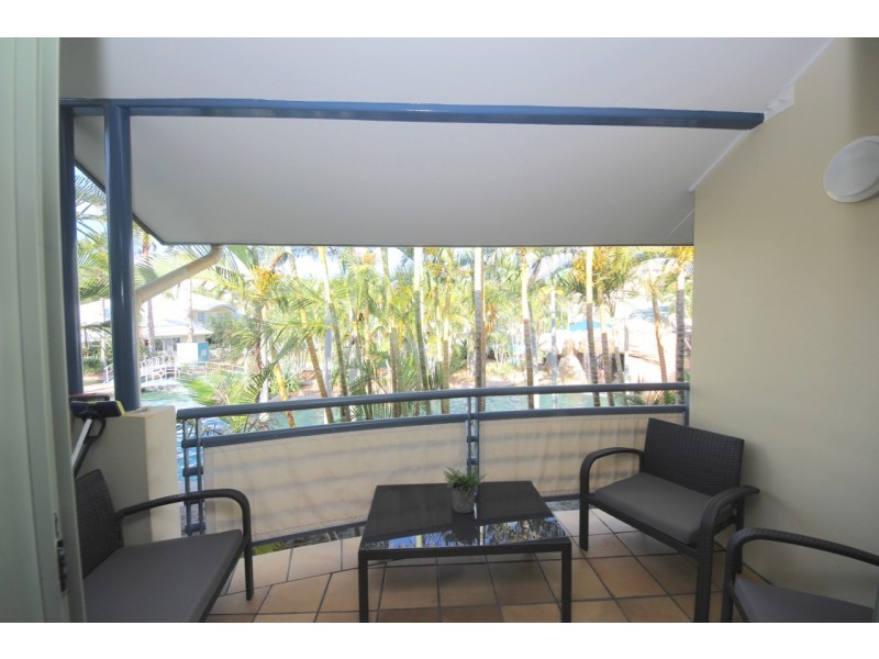 10 Alexandra Avenue, Mermaid Beach QLD 4218