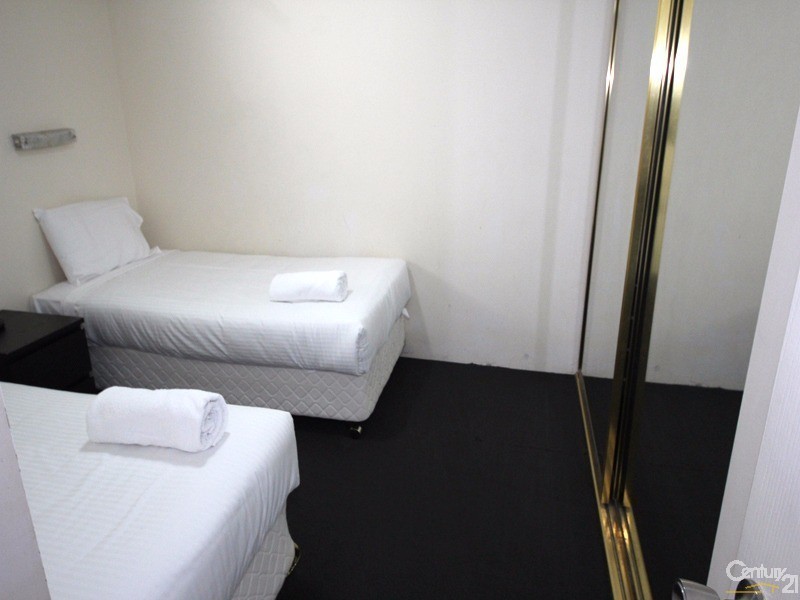 510 Marine Parade, Biggera Waters QLD 4216