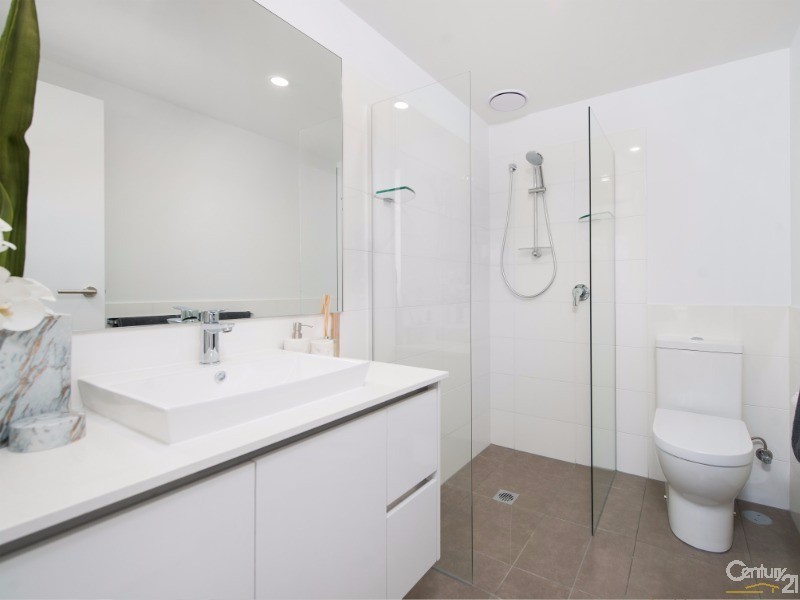 3108/ 21-24 Waterford Court, Bundall QLD 4217