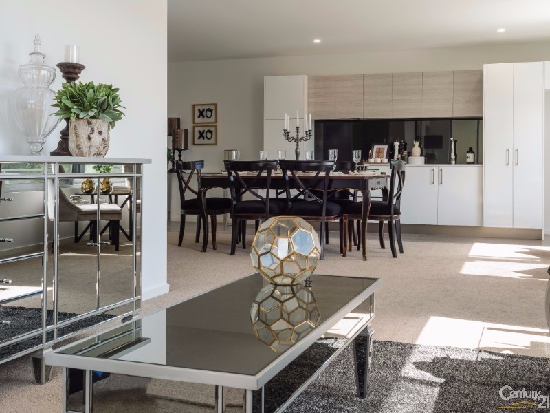 4209/21-24 Waterford Court, Bundall QLD 4217