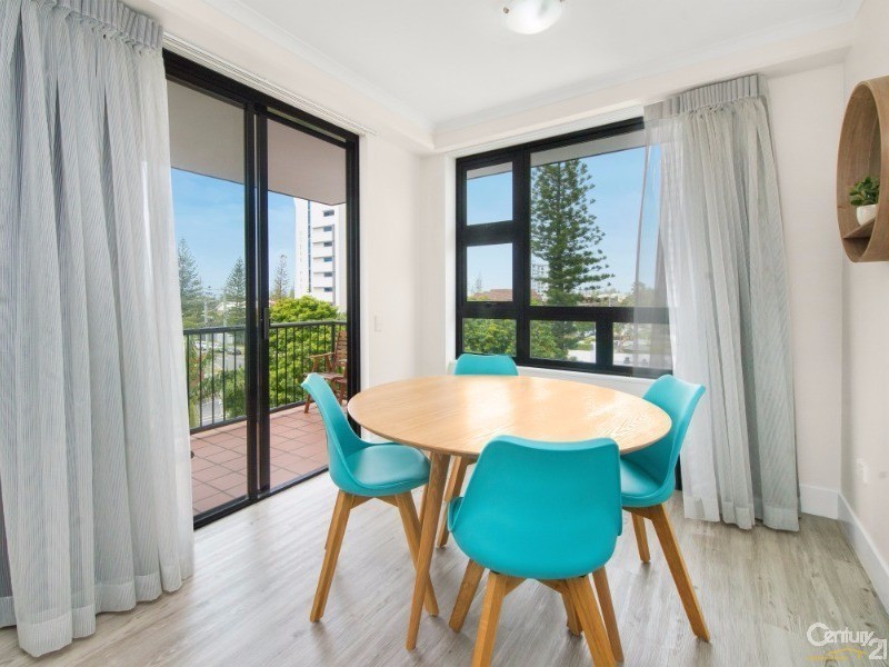 30 Surf Parade, Broadbeach QLD 4218