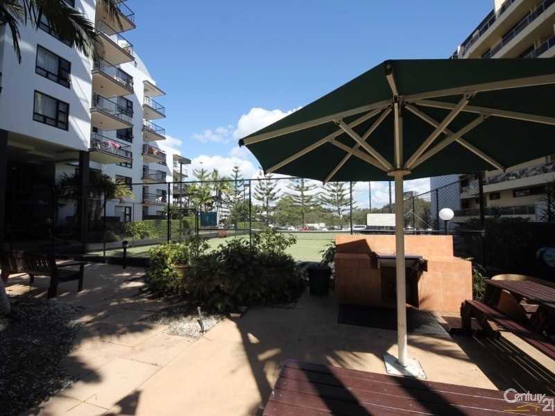 30 Surf Parade, Broadbeach QLD 4218