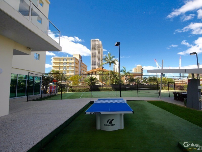 18 Fern Street, Surfers Paradise QLD 4217