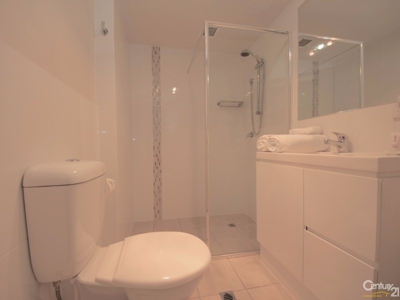 88/10 Alexandra Avenue, Mermaid Beach QLD 4218