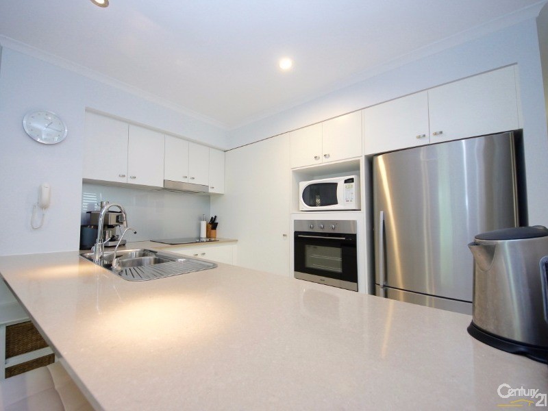 144/10 Alexandra Avenue, Mermaid Beach QLD 4218