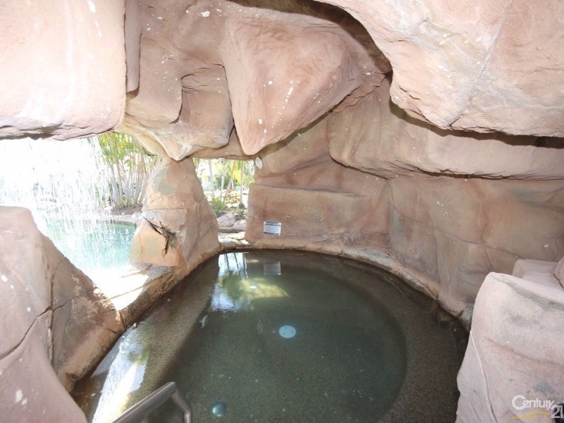 144/10 Alexandra Avenue, Mermaid Beach QLD 4218