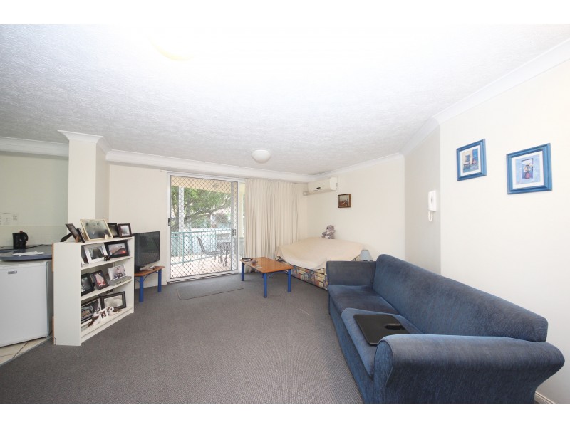 484  Marine Parade, Biggera Waters QLD 4216