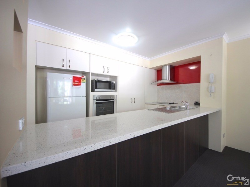 10 Alexandra Avenue, Mermaid Beach QLD 4218