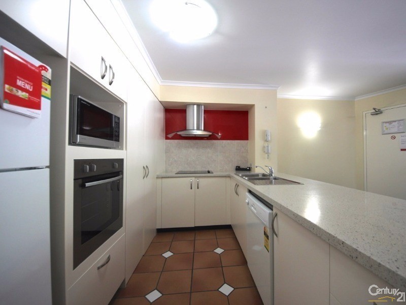 10 Alexandra Avenue, Mermaid Beach QLD 4218