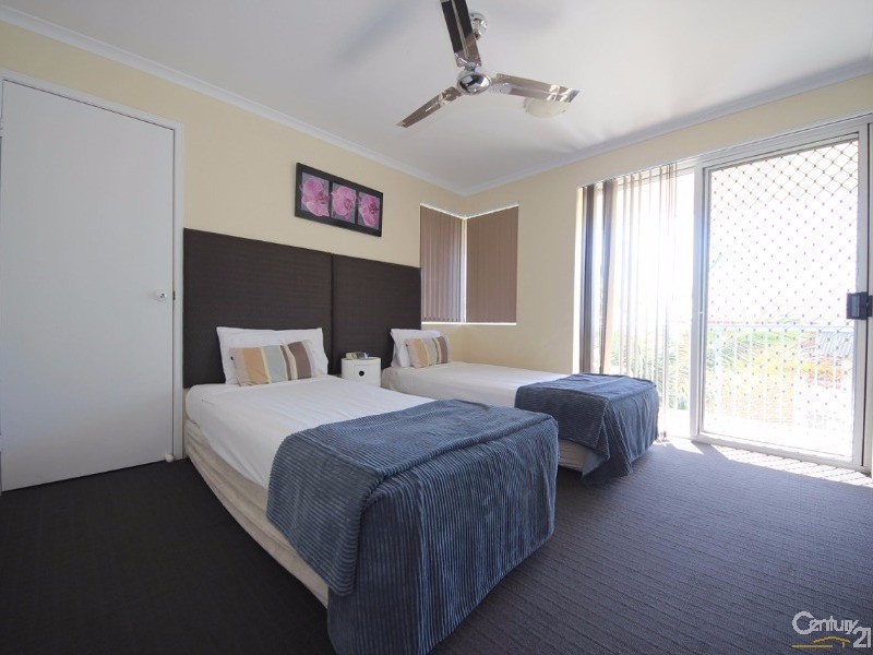 10 Alexandra Avenue, Mermaid Beach QLD 4218