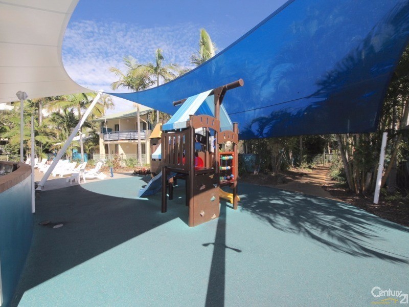 10 Alexandra Avenue, Mermaid Beach QLD 4218