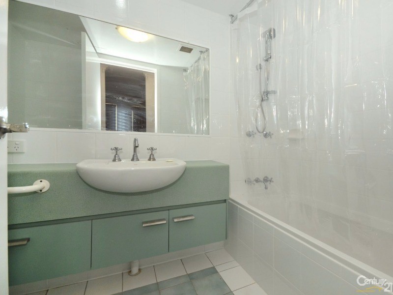 154/10 Alexandra Avenue, Mermaid Beach QLD 4218