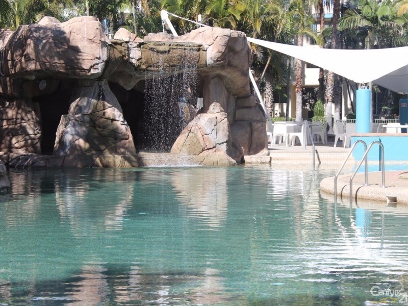 79/10 Alexandra Avenue, Mermaid Beach QLD 4218