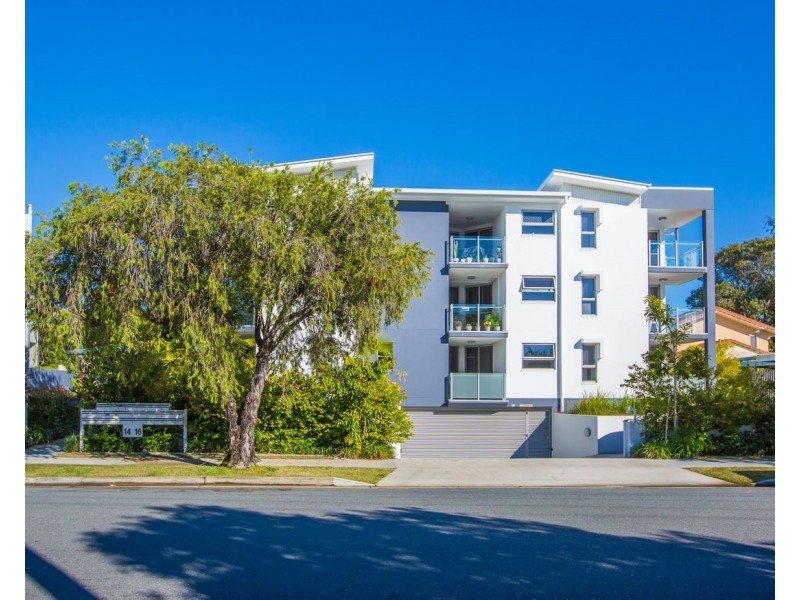 9/14-16 Proud Street, Labrador QLD 4215