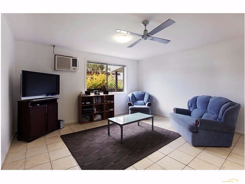 20 Raymond Ave, Bundall QLD 4217