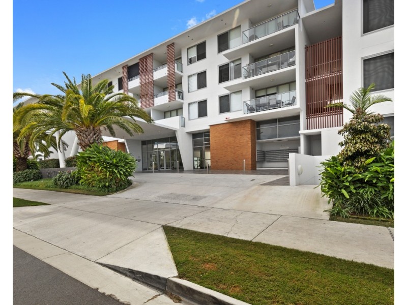 4103/1-7 Waterford Court, Bundall QLD 4217