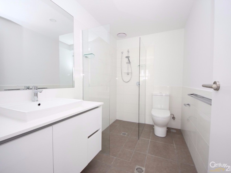 4103/1-7 Waterford Court, Bundall QLD 4217