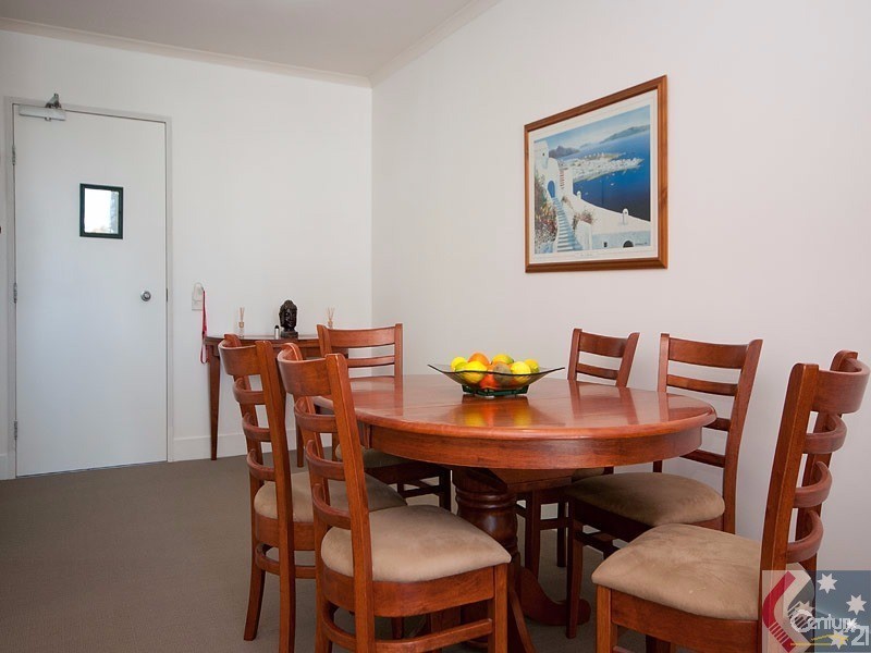 208/30 Surf Parade, Broadbeach QLD 4218