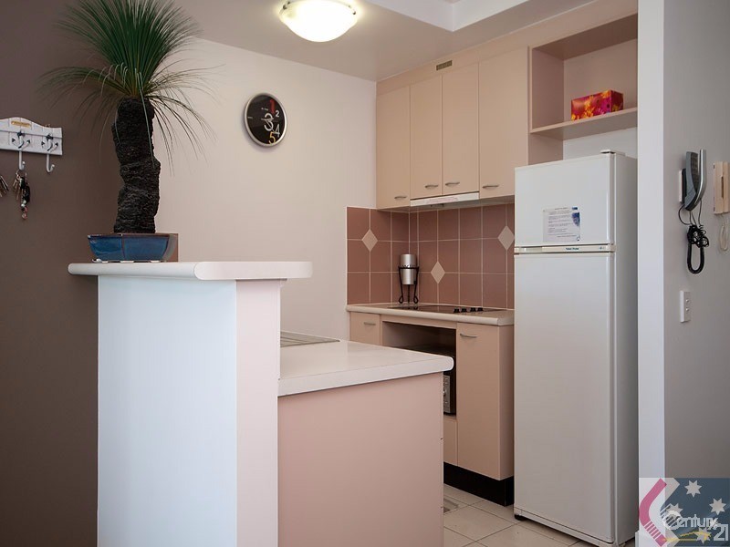 208/30 Surf Parade, Broadbeach QLD 4218