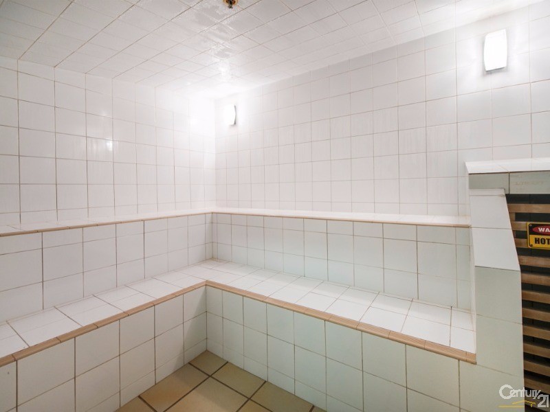 5E/1 Albert Avenue, Broadbeach QLD 4218