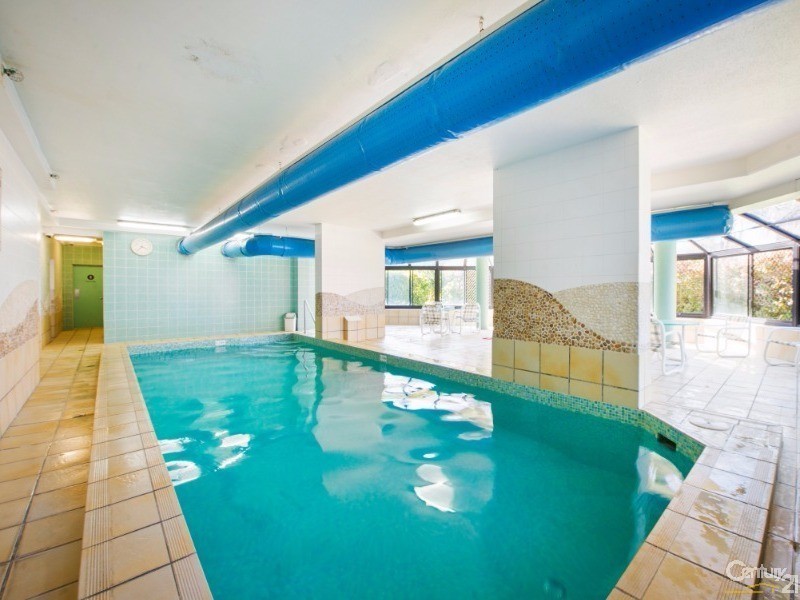 5E/1 Albert Avenue, Broadbeach QLD 4218