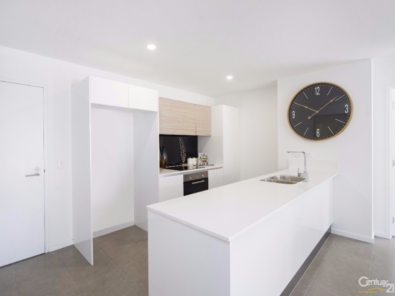 4314/1-7 Waterford Court, Bundall QLD 4217