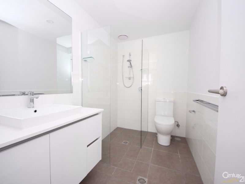 4314/1-7 Waterford Court, Bundall QLD 4217