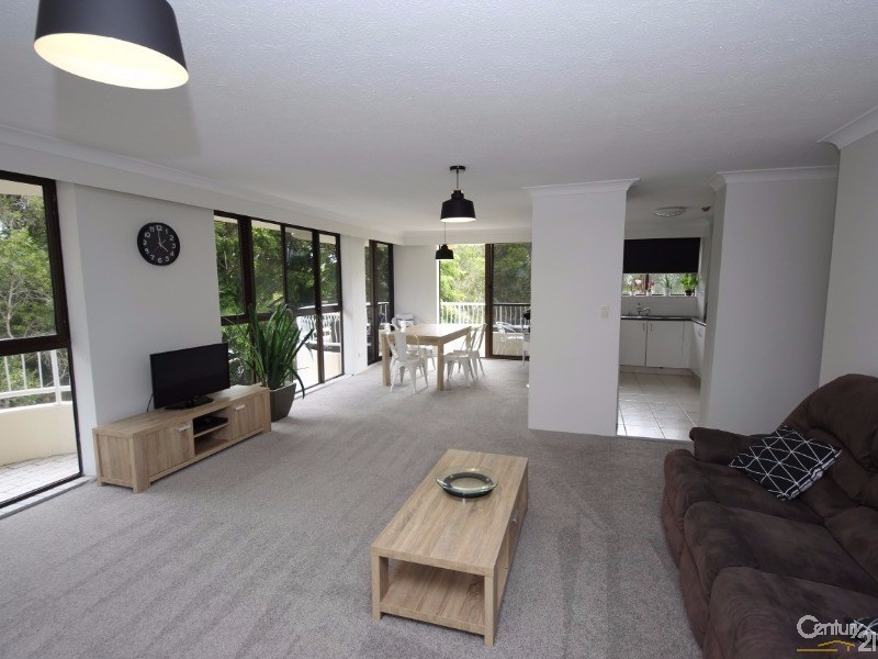 14/121 Surf Parade, Broadbeach QLD 4218