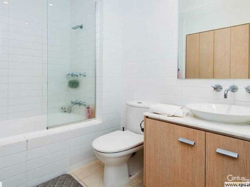 21/228 varsity parade, Varsity Lakes QLD 4227