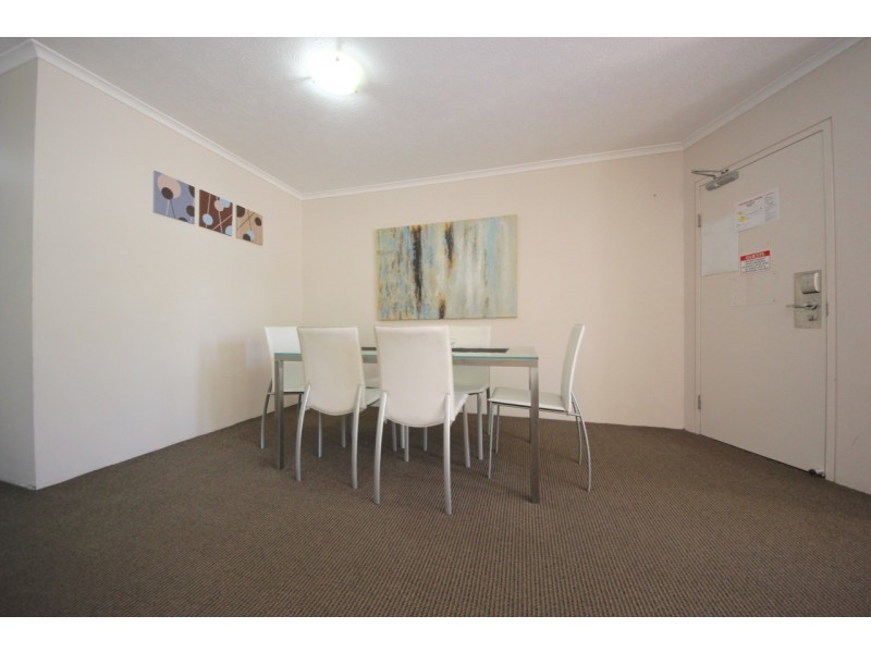 10 Alexandra Avenue, Mermaid Beach QLD 4218