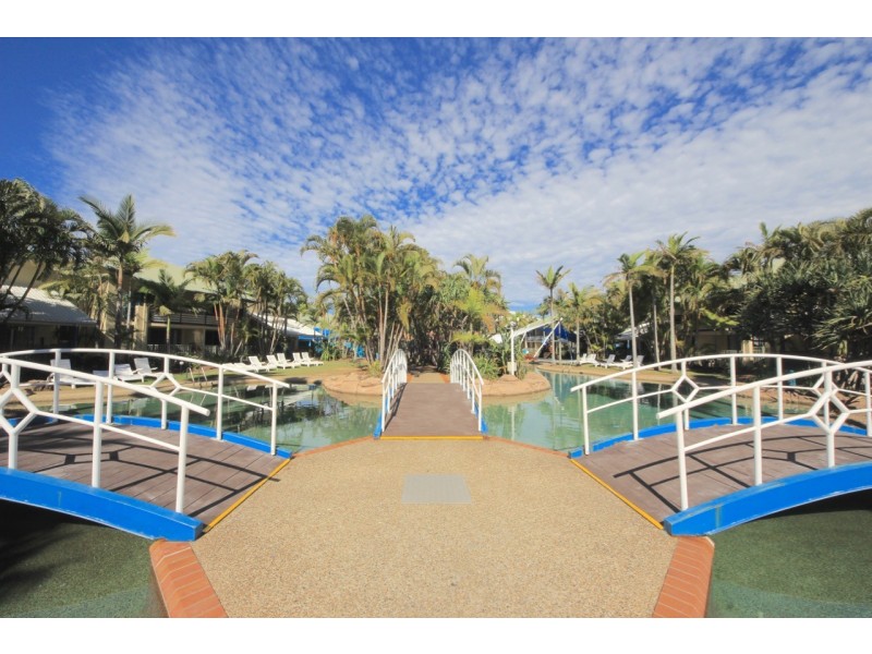 10 Alexandra Avenue, Mermaid Beach QLD 4218