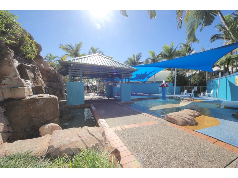10 Alexandra Avenue, Mermaid Beach QLD 4218