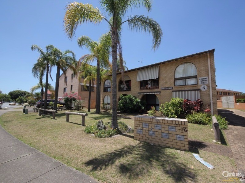 1/36 Duet Drive, Mermaid Waters QLD 4218