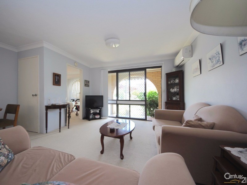 1/36 Duet Drive, Mermaid Waters QLD 4218