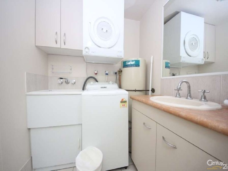 18/9 Margaret Ave, Broadbeach QLD 4218