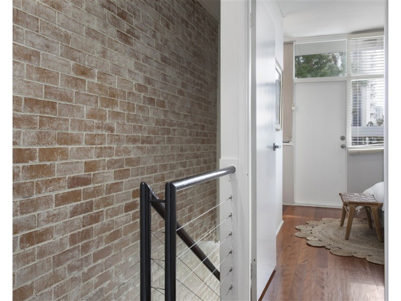 3/181 Old Burleigh Road, Broadbeach QLD 4218