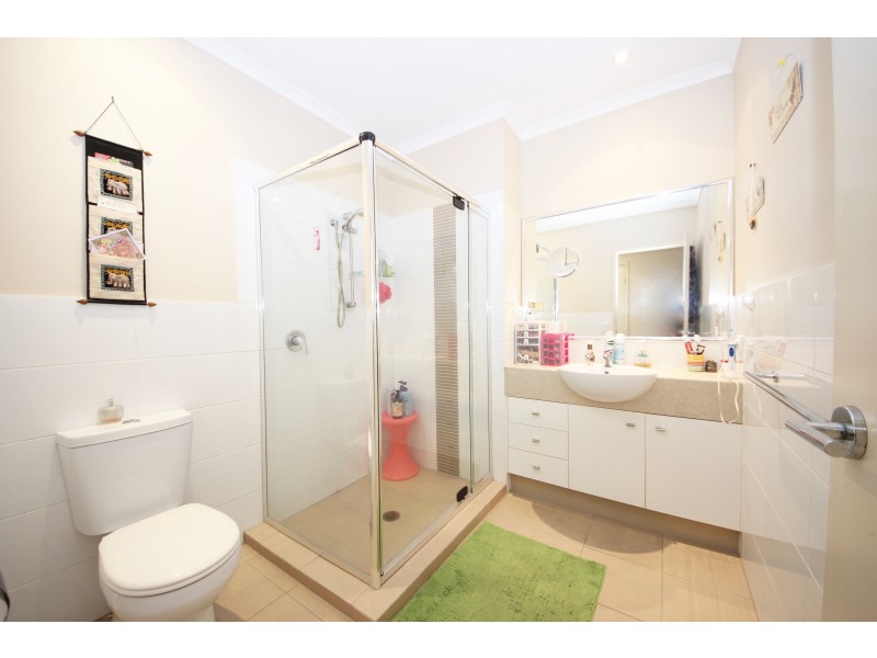 17/24-26 Parker Street, Labrador QLD 4215