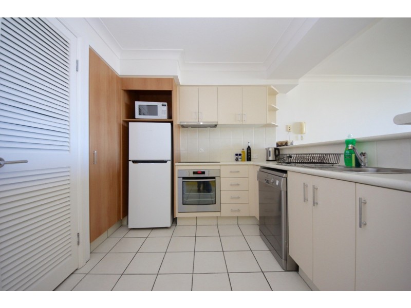 1065/2633 Gold Coast Highway, Broadbeach QLD 4218