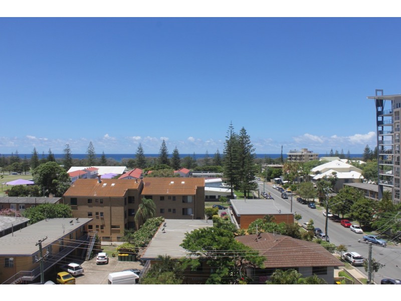 1065/2633 Gold Coast Highway, Broadbeach QLD 4218