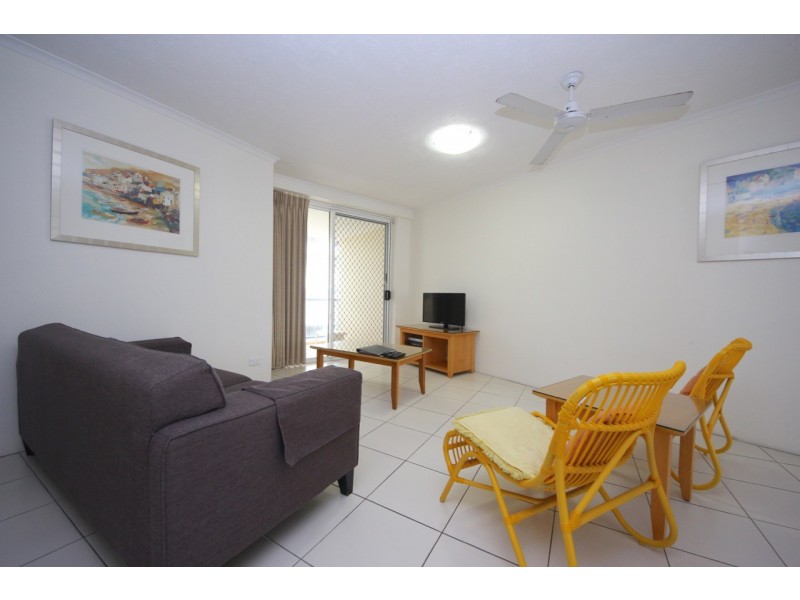 24/10 Alexandra Avenue, Mermaid Beach QLD 4218