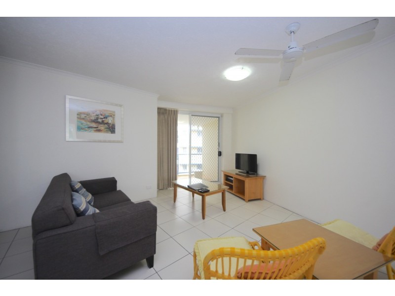 24/10 Alexandra Avenue, Mermaid Beach QLD 4218