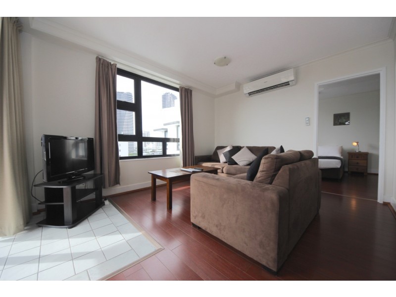 908/30 Surf Parade, Broadbeach QLD 4218
