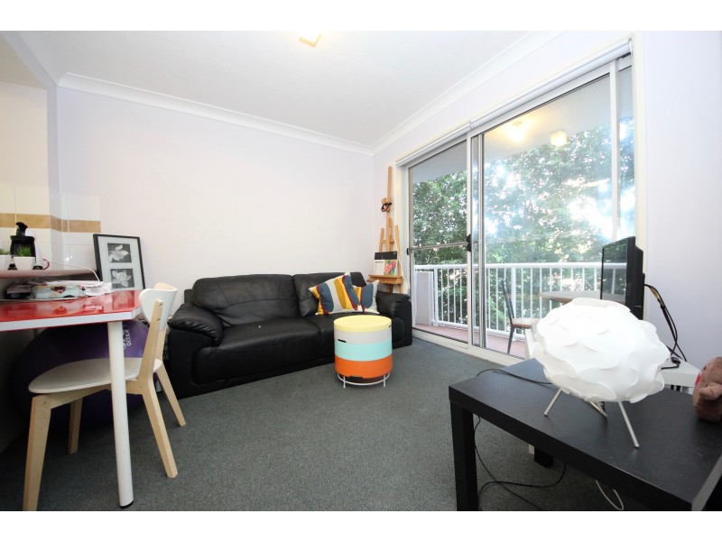 15/21 Markwell Avenue, Surfers Paradise QLD 4217